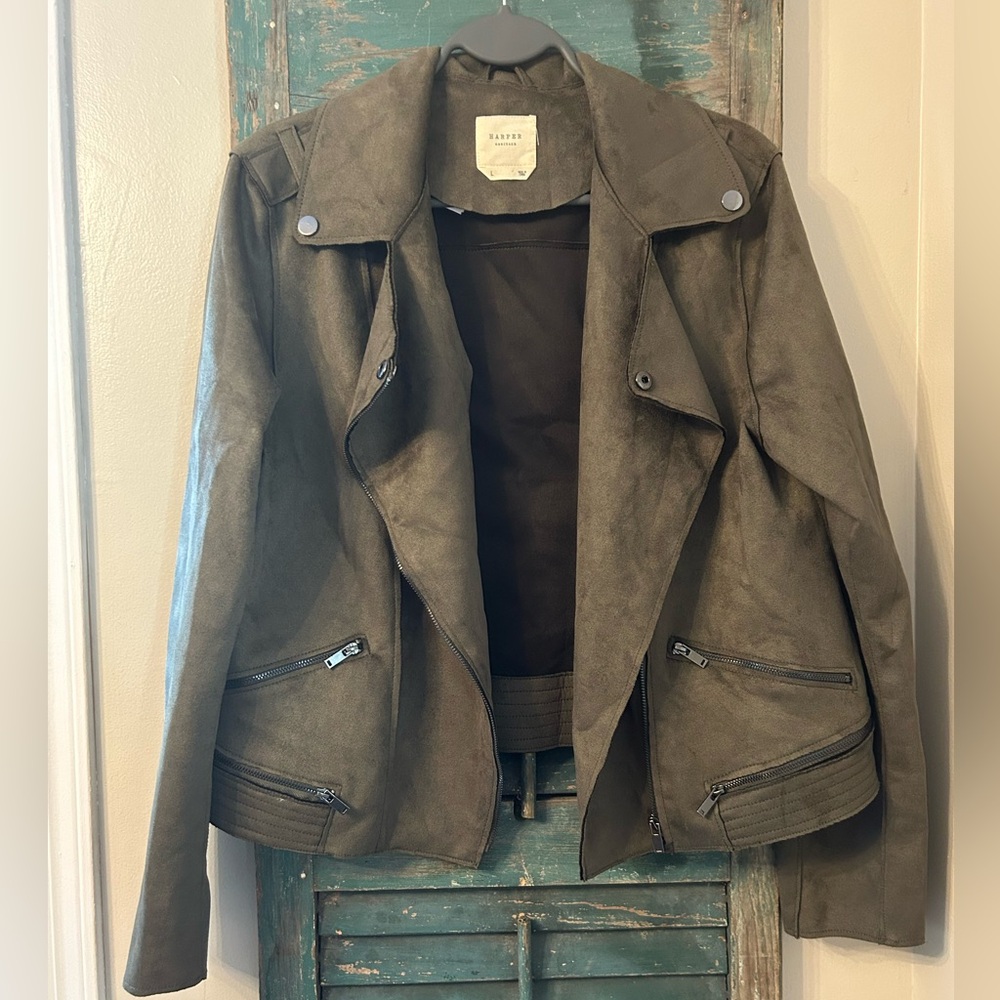 Faux suede olive green Harper jacket stretchy comfy size large never worn